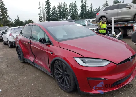 2023 Tesla Model X Dual Motor All-Wheel Drive/Standard Range z USA, uszkodzony, nr VIN 7SAXCAE53PF390641